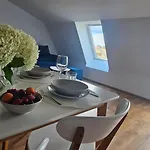 Arkady House 올스티넥