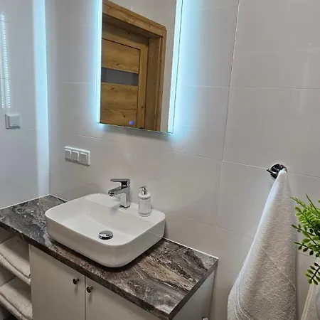 Arkady House Apartman *